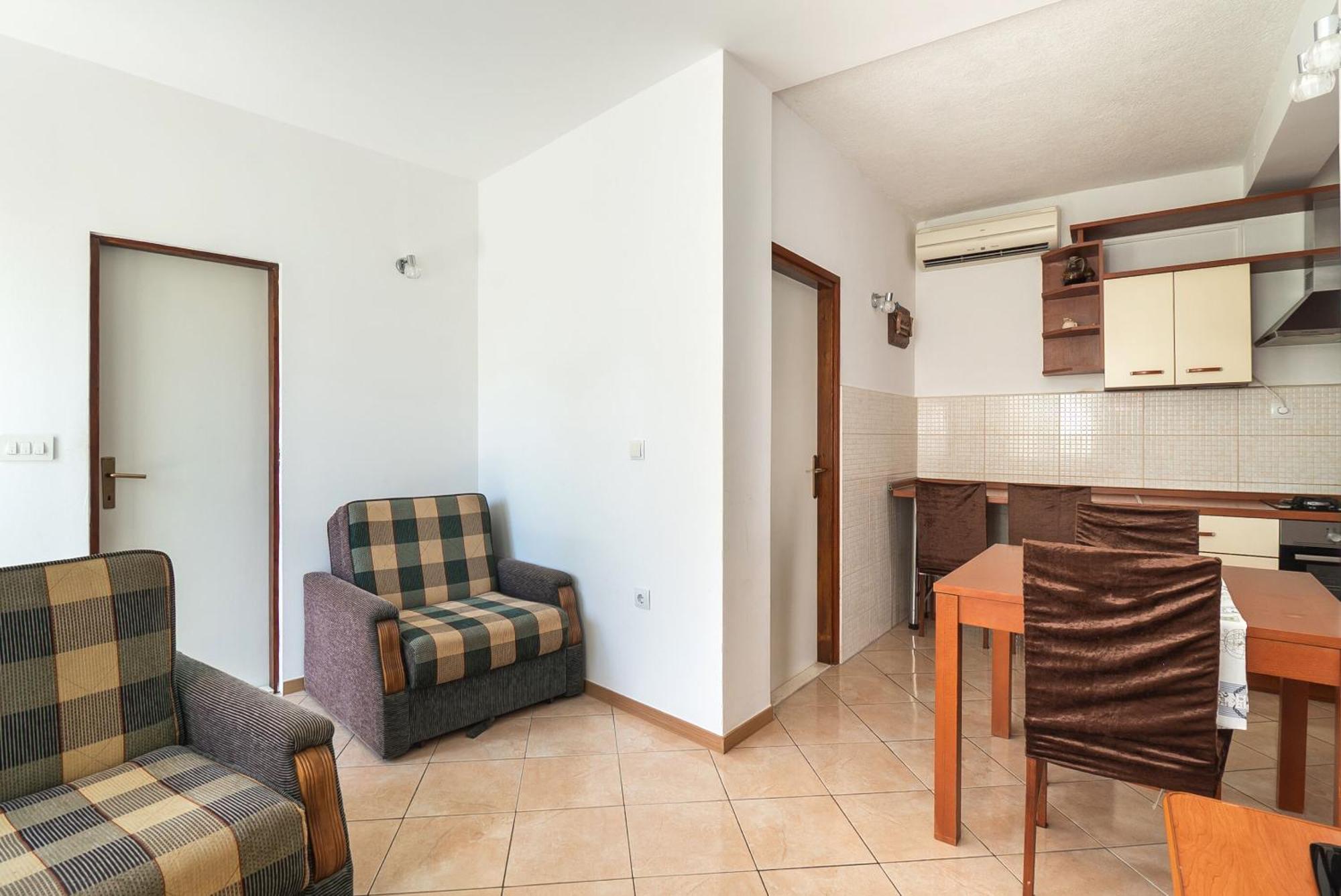 Apartments Polly Primošten Esterno foto