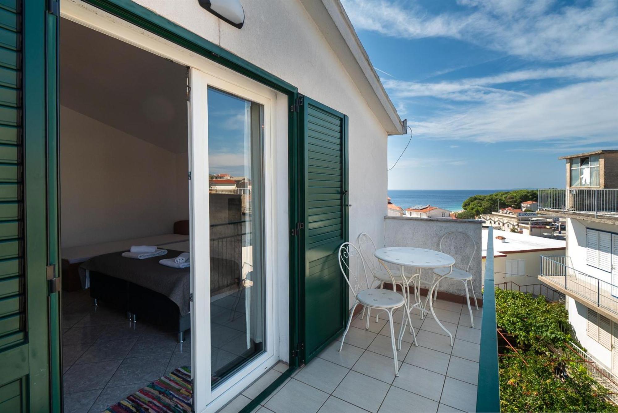 Apartments Polly Primošten Esterno foto