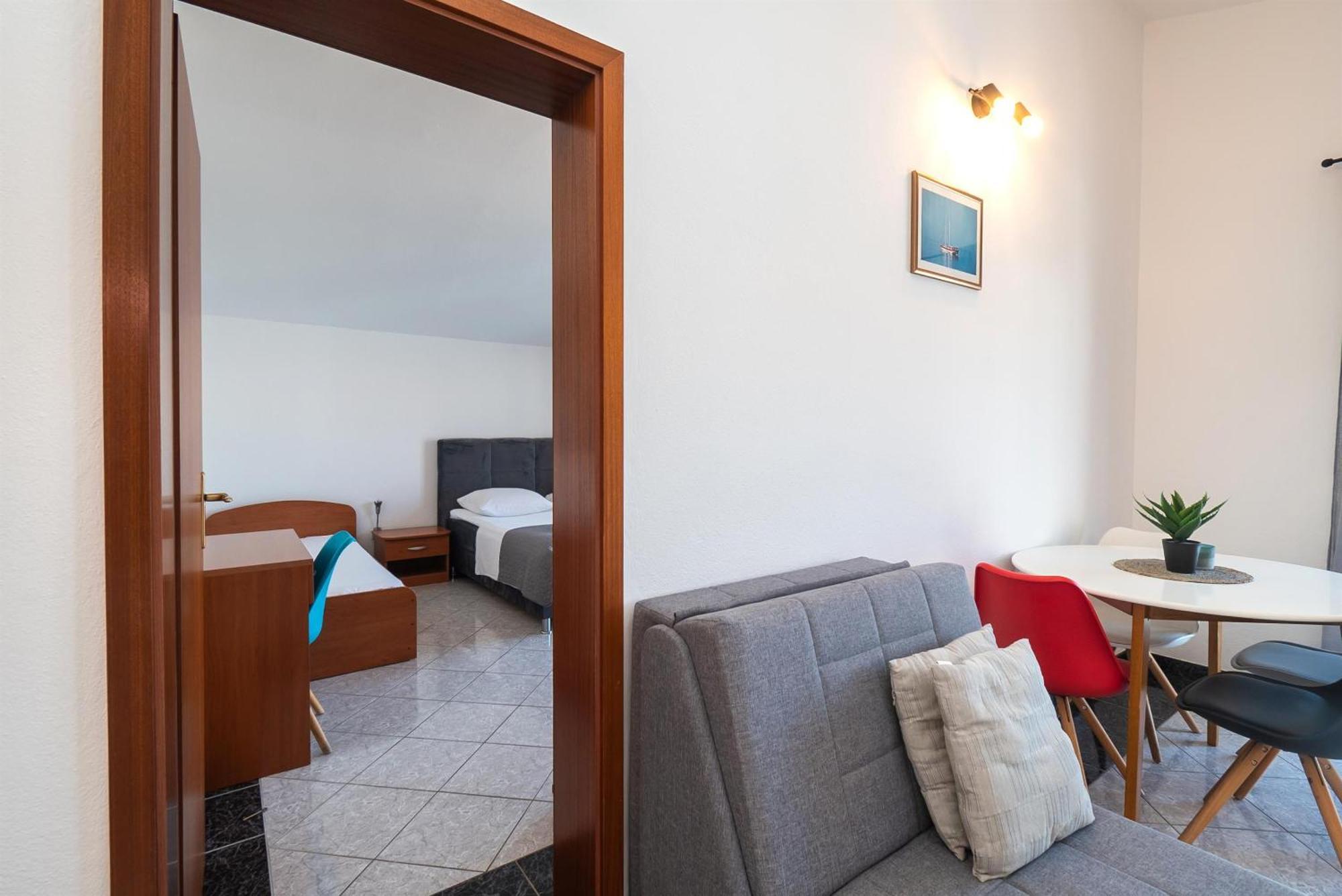 Apartments Polly Primošten Esterno foto