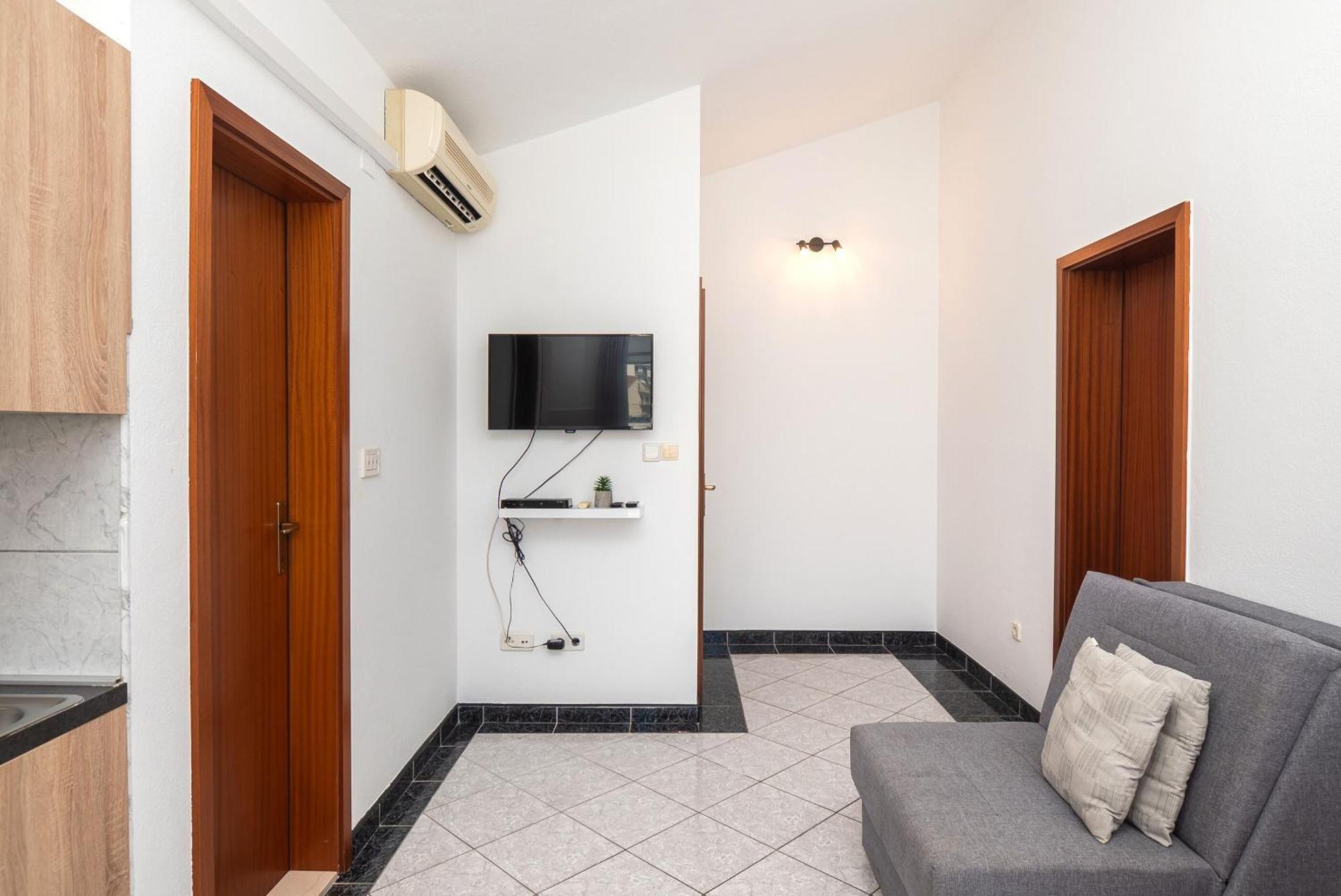 Apartments Polly Primošten Esterno foto