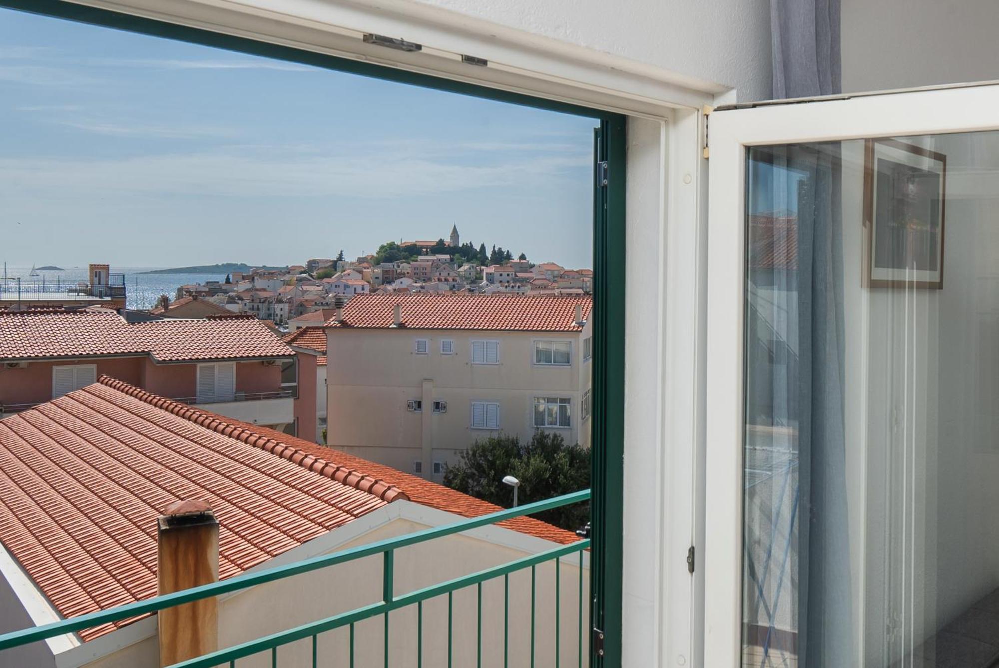 Apartments Polly Primošten Esterno foto