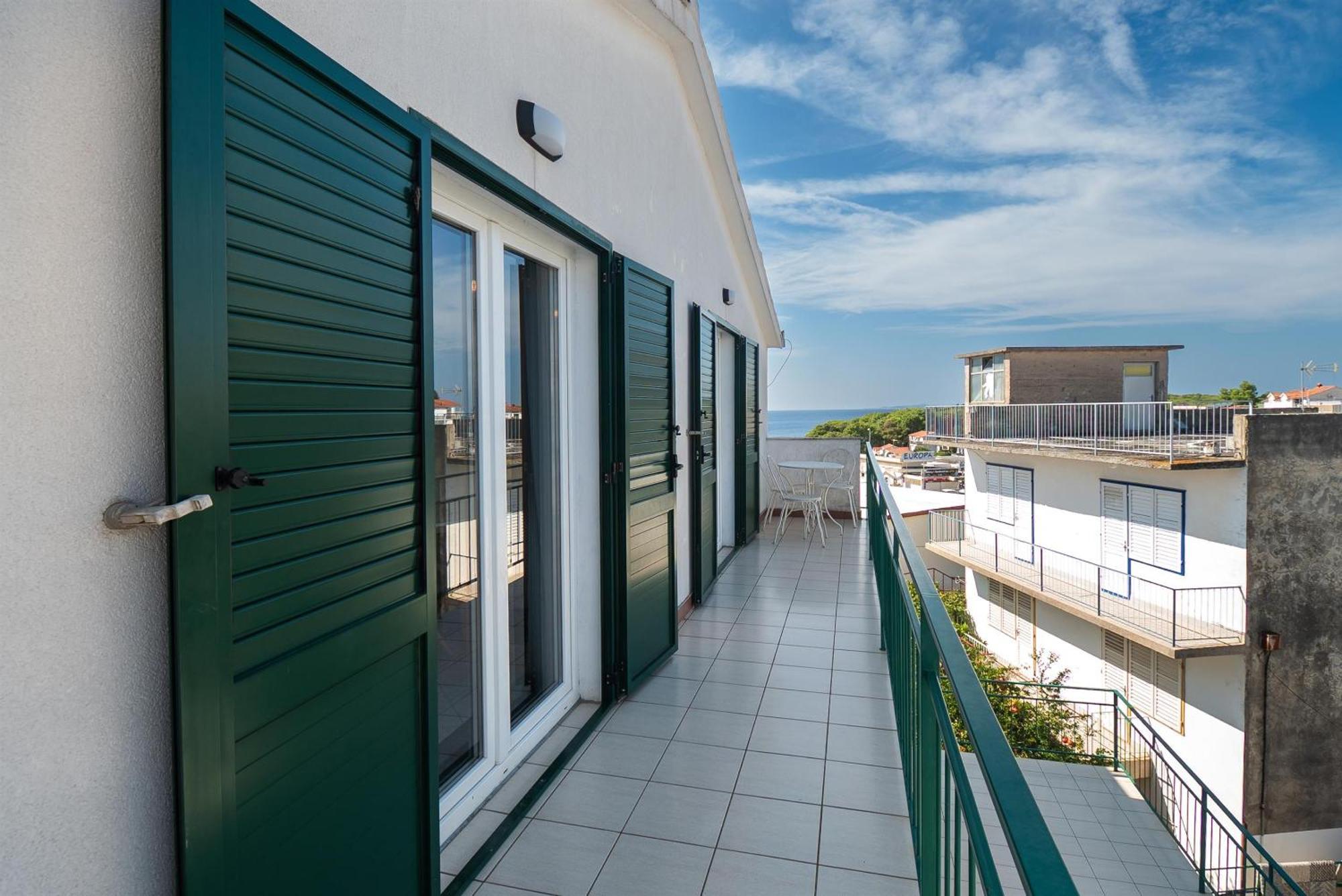 Apartments Polly Primošten Esterno foto